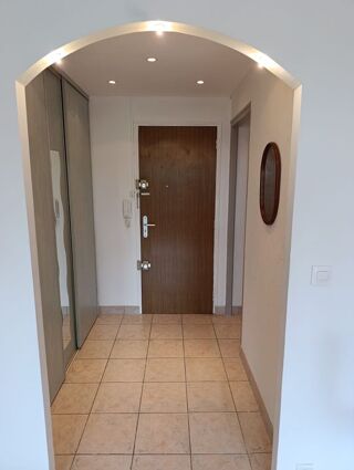  Appartement à louer 2 pièces 38 m²