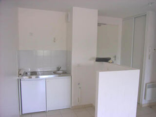  Appartement à louer 2 pièces 36 m²