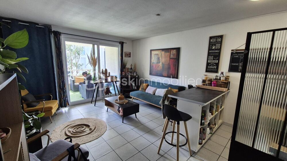 Vente Appartement A VENDRE APPARTEMENT T3 DE 49M² A SAINT CYPRIEN - COTE PLAGE LES CAPELLANS - DEUX CHAMBRES - PARKING PRIVE - PISCINE - TERRASSE Saint cyprien