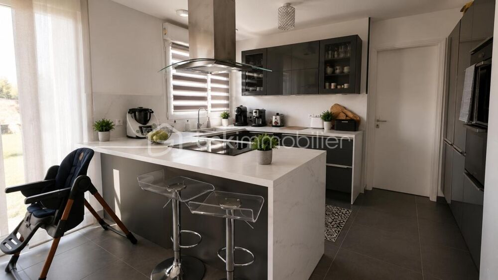 Vente Maison Maison 135 m2 - 4 chambres - garage et terrain 363 m2 Saint pierre du perray