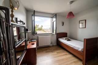  Maison  vendre 5 pices 213 m