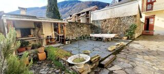  Maison � vendre 15 + pi�ces 243 m�