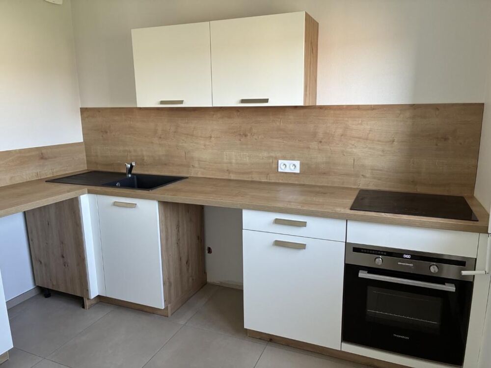 Location Appartement St Etienne Carnot bel appartement en bon état de type 2 Saint etienne