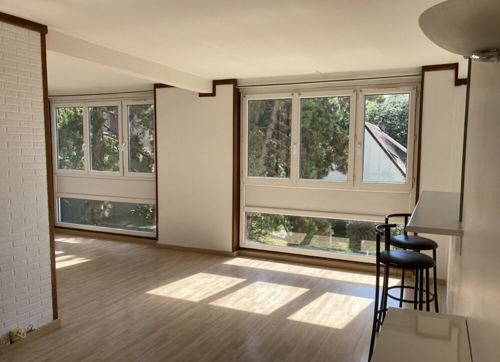 Appartement T3 à vendre ROUEN rive droite, surface habitable 75 m2 + cave + 2 places de parking