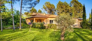  Villa � vendre 6 pi�ces 192 m� Cotignac