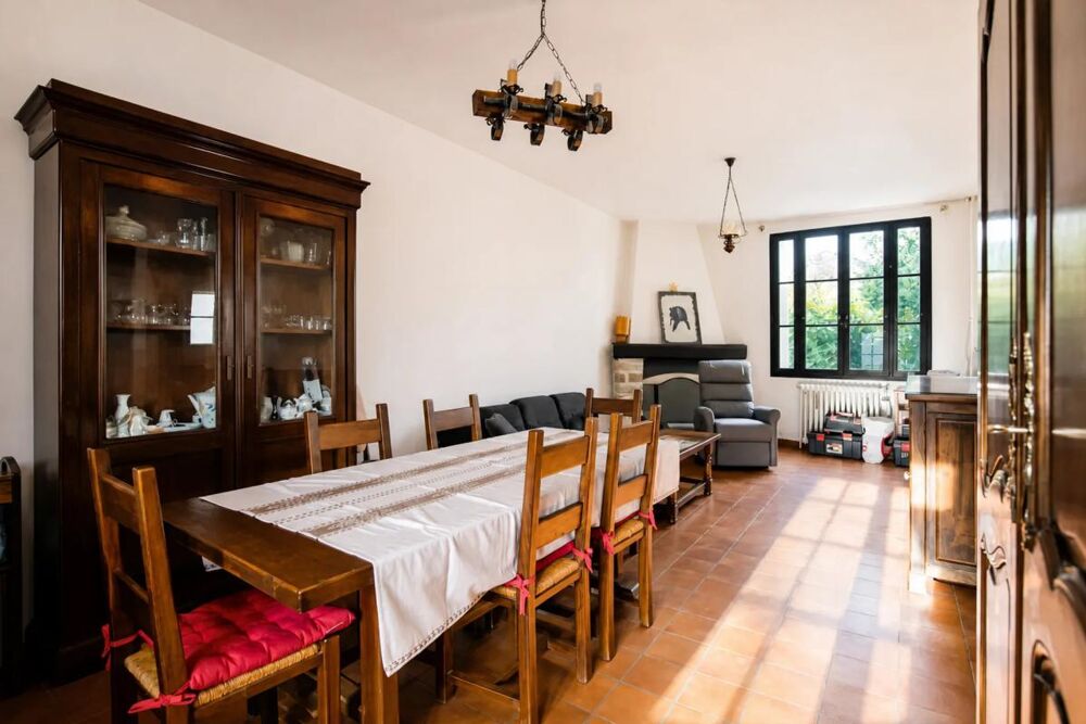 Maison 6 pièces A RENOVER avec grand jardin à Avon