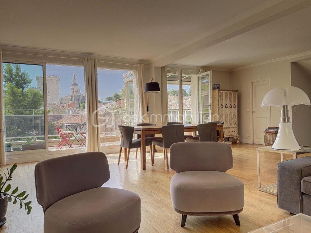Appartement haut de gamme avec vue sur le Palais des Papes