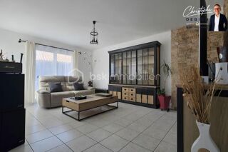  Villa à vendre 9 pièces 182 m²