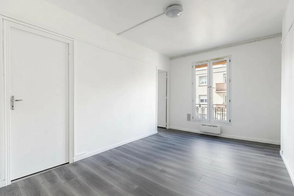 Vente Appartement Charme et lumière à Paris 18e - 2 pièces Paris 18