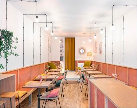 33000  BORDEAUX  RESTAURANT PROCHE HOTEL DE VILLE 121220 33000 Bordeaux