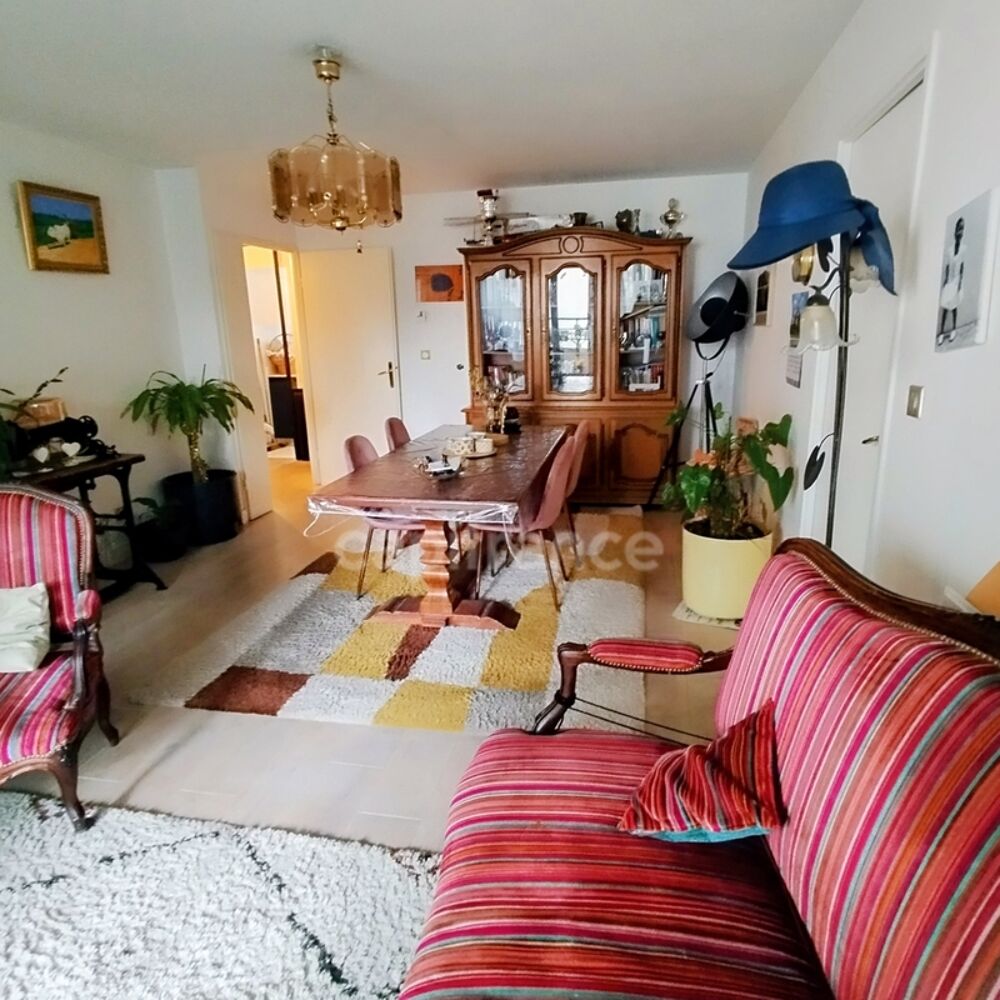 Vente Appartement ? BONDY CENTRE – APPARTEMENT 4 PIÈCES DE 81,69 m² – TERRASSE – BALCON – PARKING – ASCENSEUR Bondy