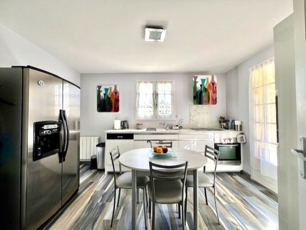Maison à vendre 6 pièces LA CHAPELLE DES POTS (17)