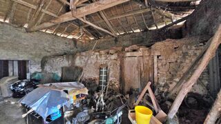  Remise / Grange à vendre 2 pièces 320 m² Cieux