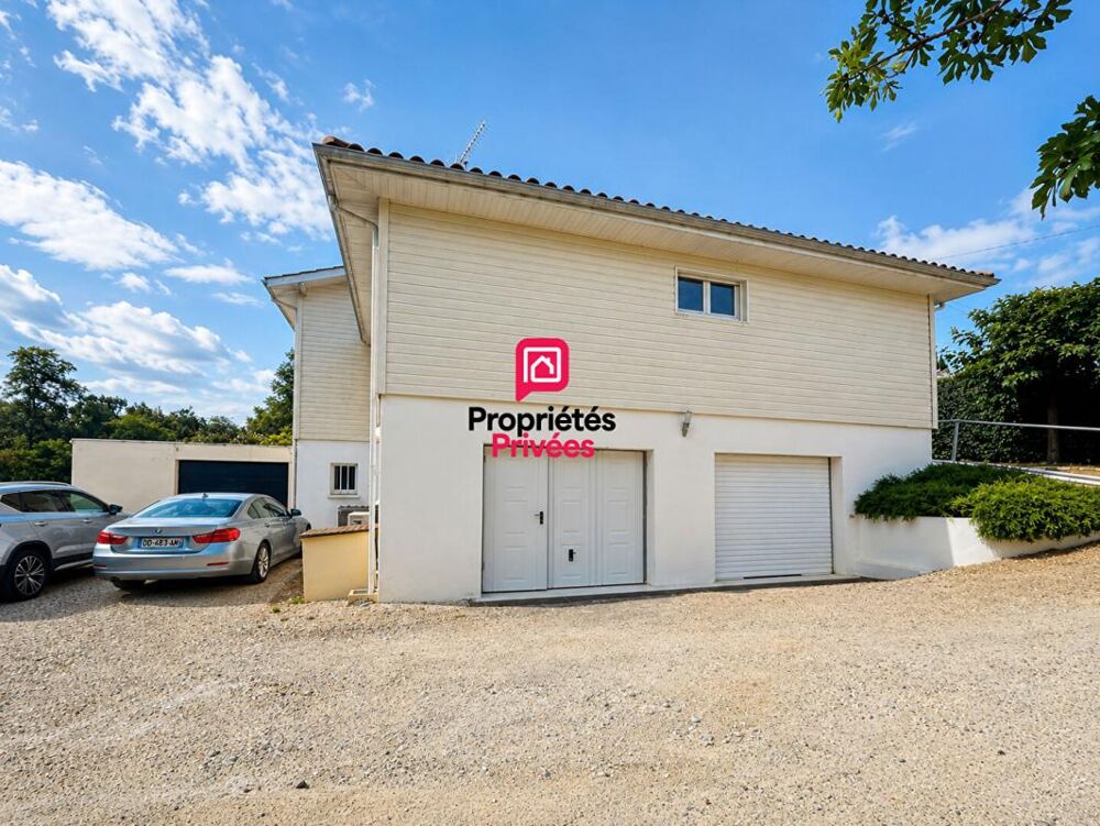 Maison à ossature bois avec vue et sous-sol complet, terrain de 3 800 m²