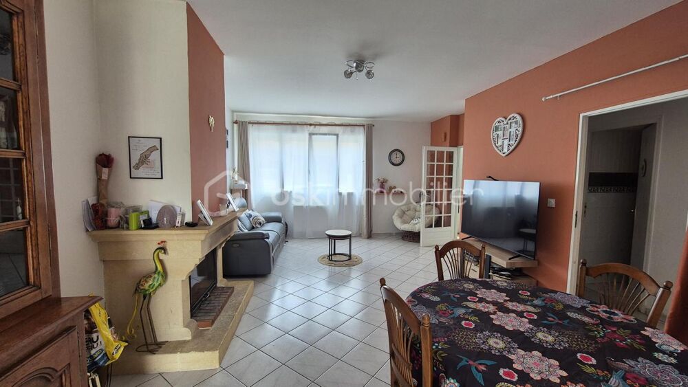 A VENDRE MAISON DE VILLE DE 129M² TROIS FACES SUR TERRAIN DE 438M² A ELNE - CENTRE VILLE - PROCHE DE TOUS LES COMMERCES DES ECOL