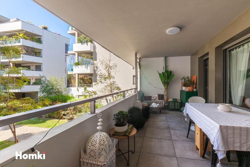 Appartement T4 de 93 m² à Marseille 13008, Avenue du Prado