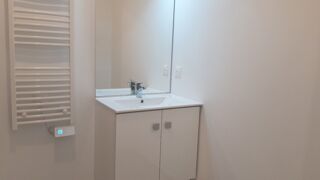  Appartement à louer 3 pièces 66 m²