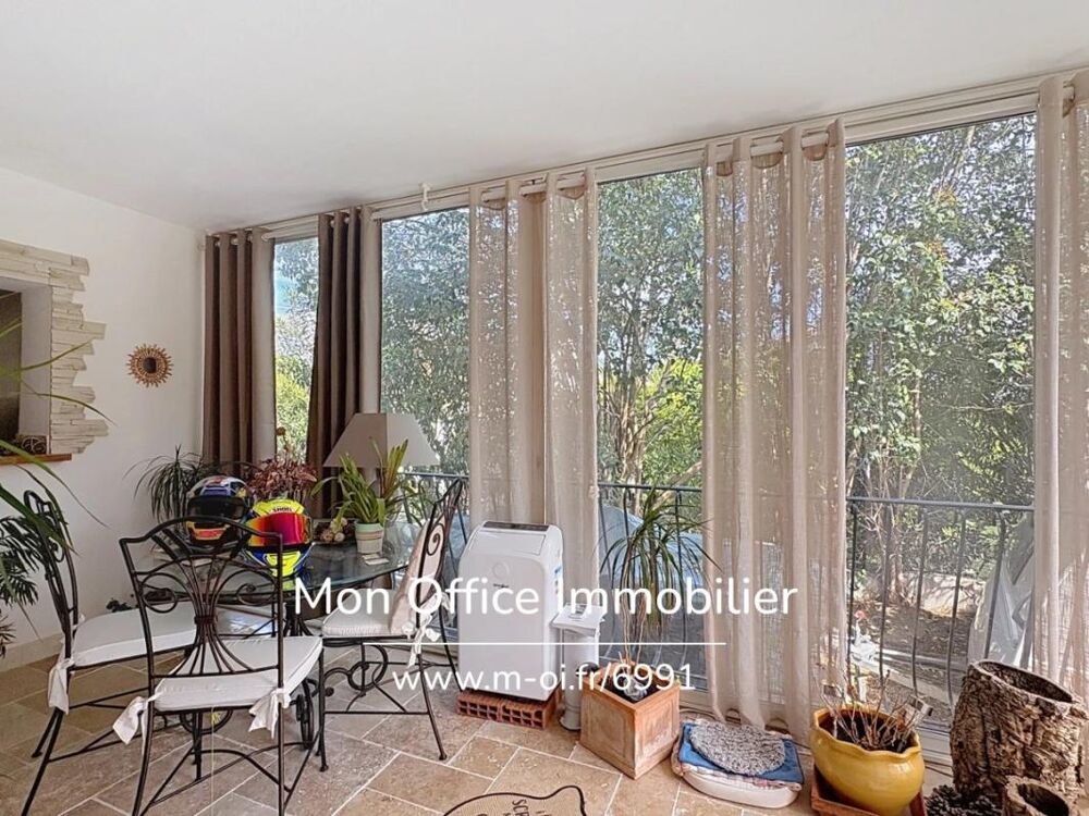 Vente Appartement Référence : 6991-LES. - APPARTEMENT RÉNOVÉ PROCHE CENTRE EN REZ DE CHAUSSÉE À CAVALAIRE SUR MER Cavalaire sur mer