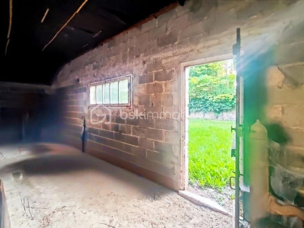 Vente Immeuble Janzé centre-ville – Hangar 160 m² – Projet loft ou logements – Terrain 549 m² Janze
