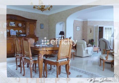   Maison Maison - 6 pi�ce(s) - 200 m�