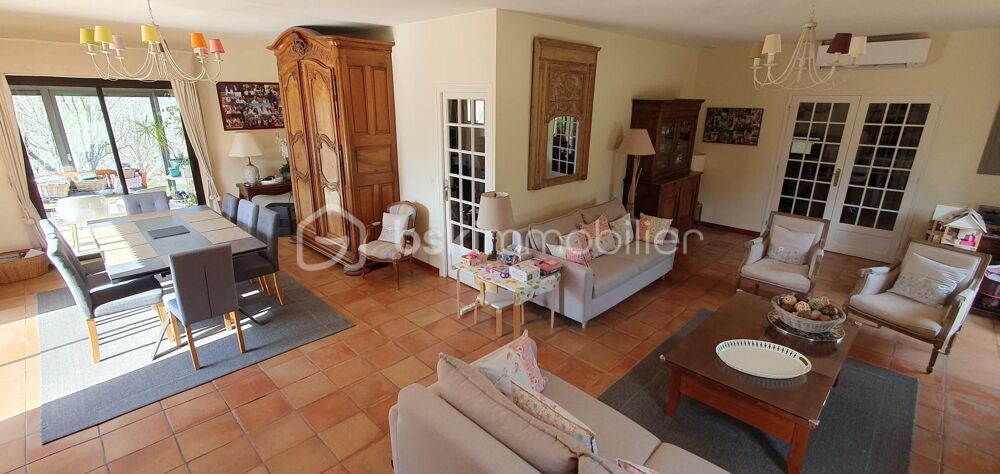 BELLE MAISON PLAIN PIED - 4/5 CHAMBRES - VERANDA - PISCINE - TERRAIN