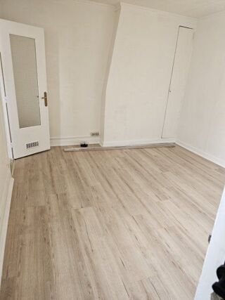  Appartement à louer 3 pièces 41 m²