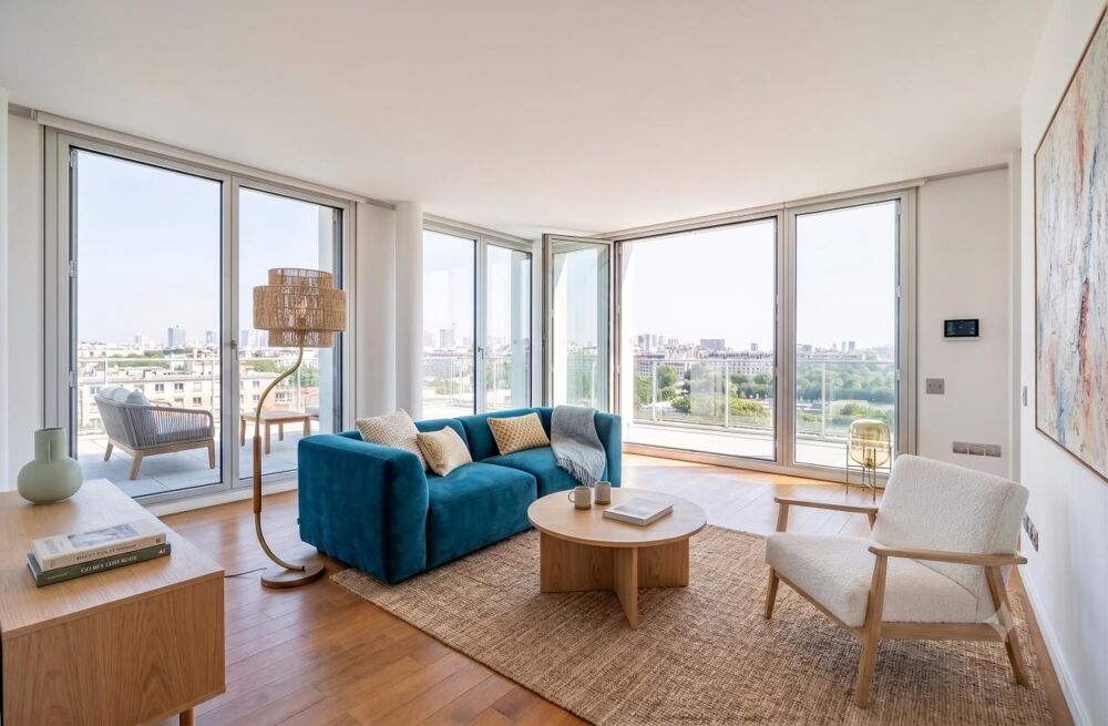 * *RARE - 4 PIECES + PARKING - BALCON - Centre ville et proche Gare