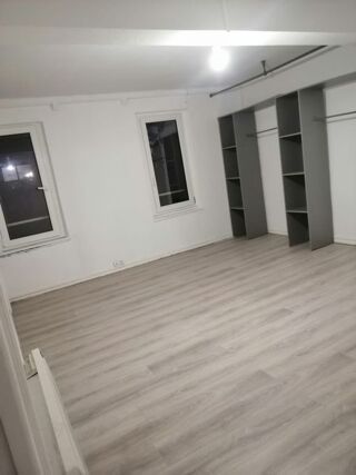  Maison à louer 4 pièces 91 m²