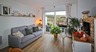  Appartement � vendre 3 pi�ces 77 m�