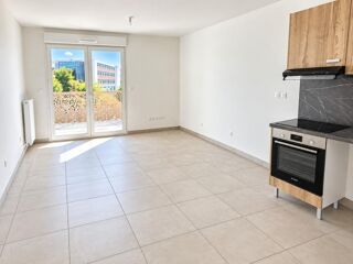  Appartement à louer 3 pièces 63 m²