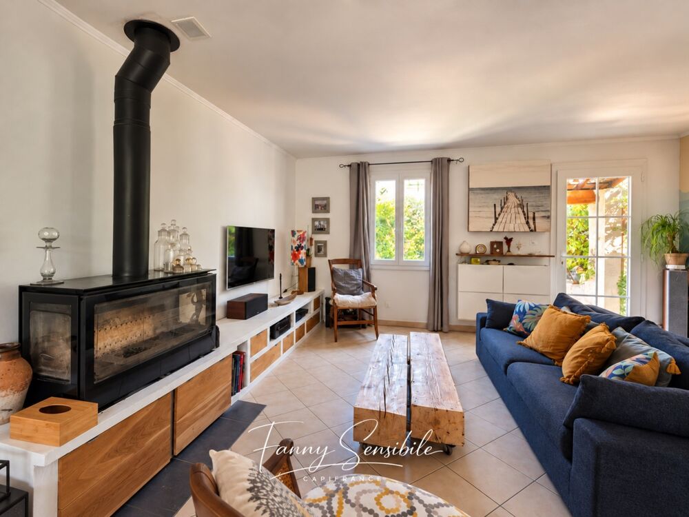 Vente Maison Maison familiale de plain-pied 6 pièces - piscine et jardin env 700 m2 Trets