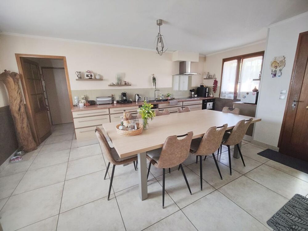 Maison 4 chambres 134m² avec piscine + garage double