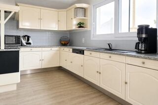  Propriété/château à vendre 5 pièces 181 m²