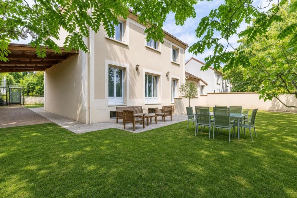 Vente Maison Maison de 5 pièces de plus de 120 m² à Argenteuil avec annexe Argenteuil