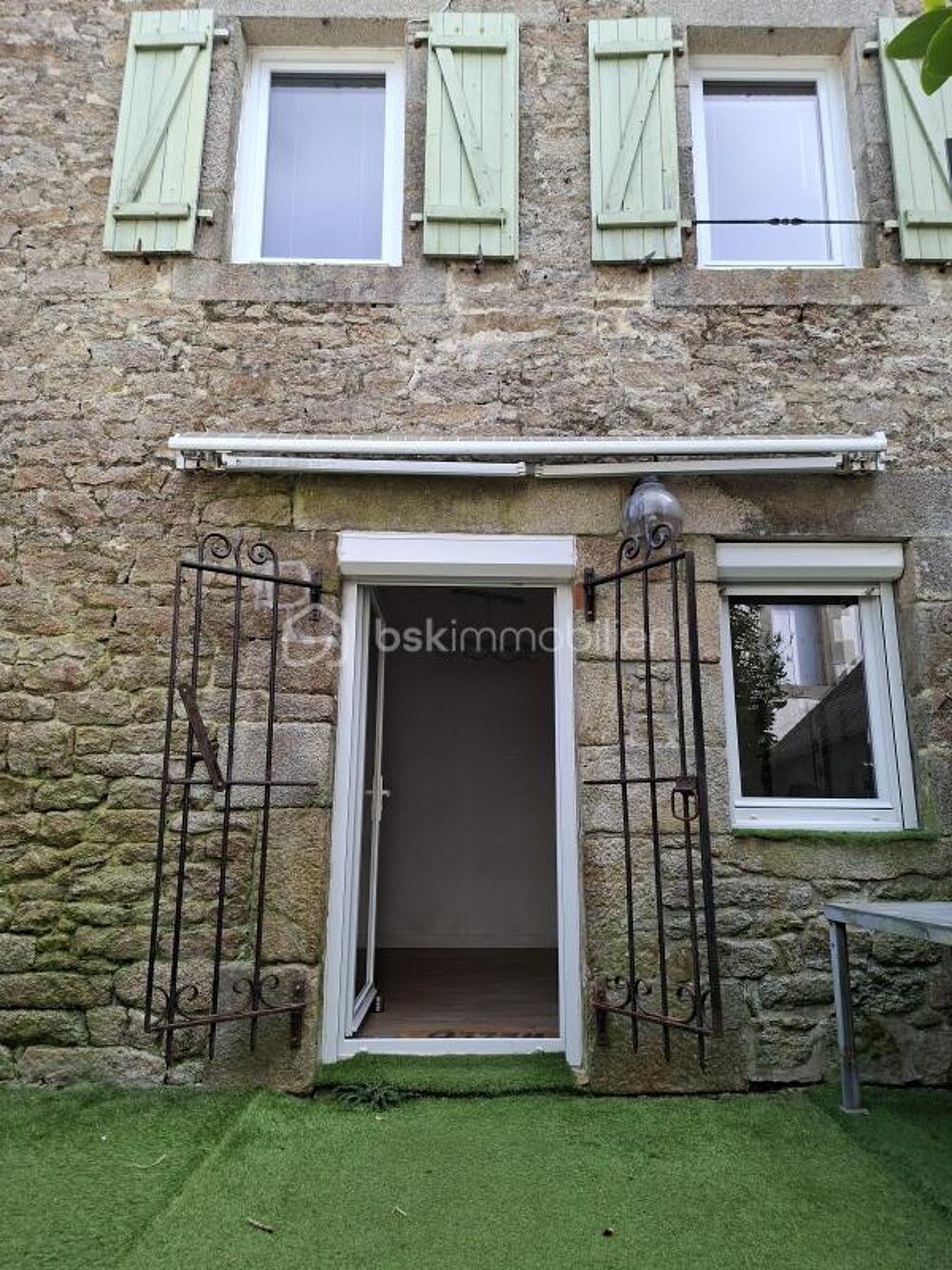 Vente Maison Maison 5 pièces 135m² Meslan