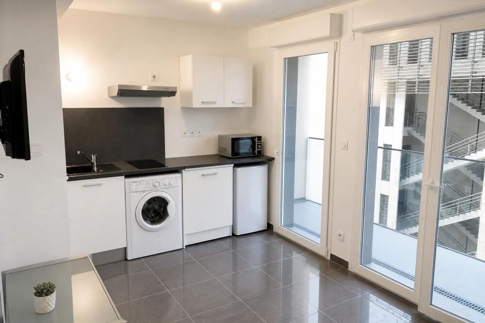 Confortable studio avec terrasse à Marseille