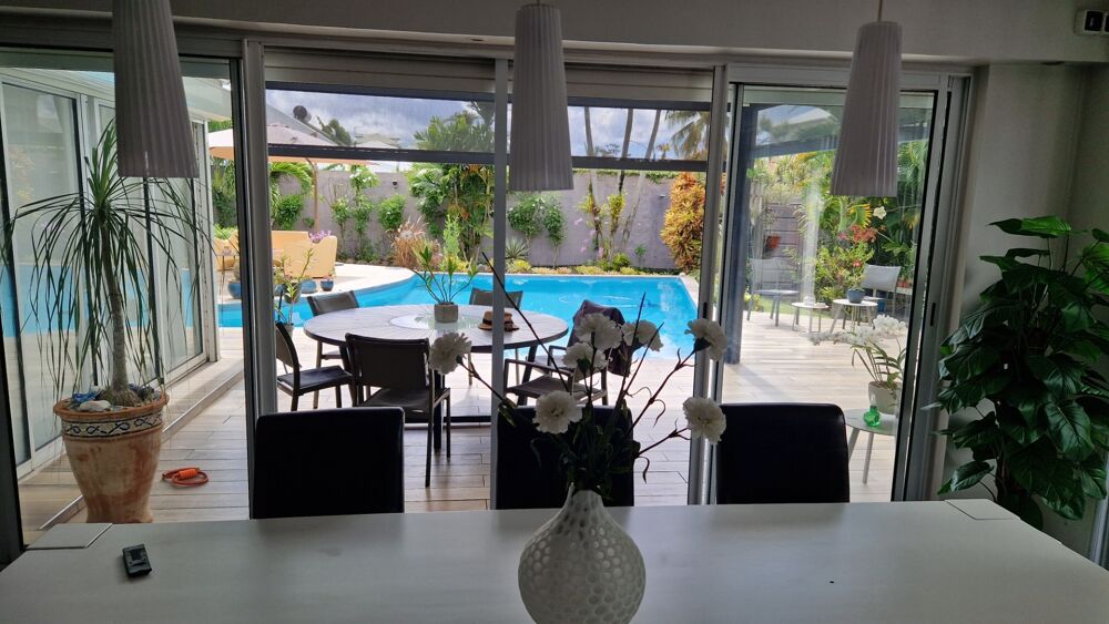 à vendre  Villa Baie-Mahault (97122)