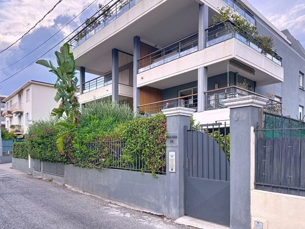 Vente Appartement Appartement à vendre 3 pièces d'angle Antibes