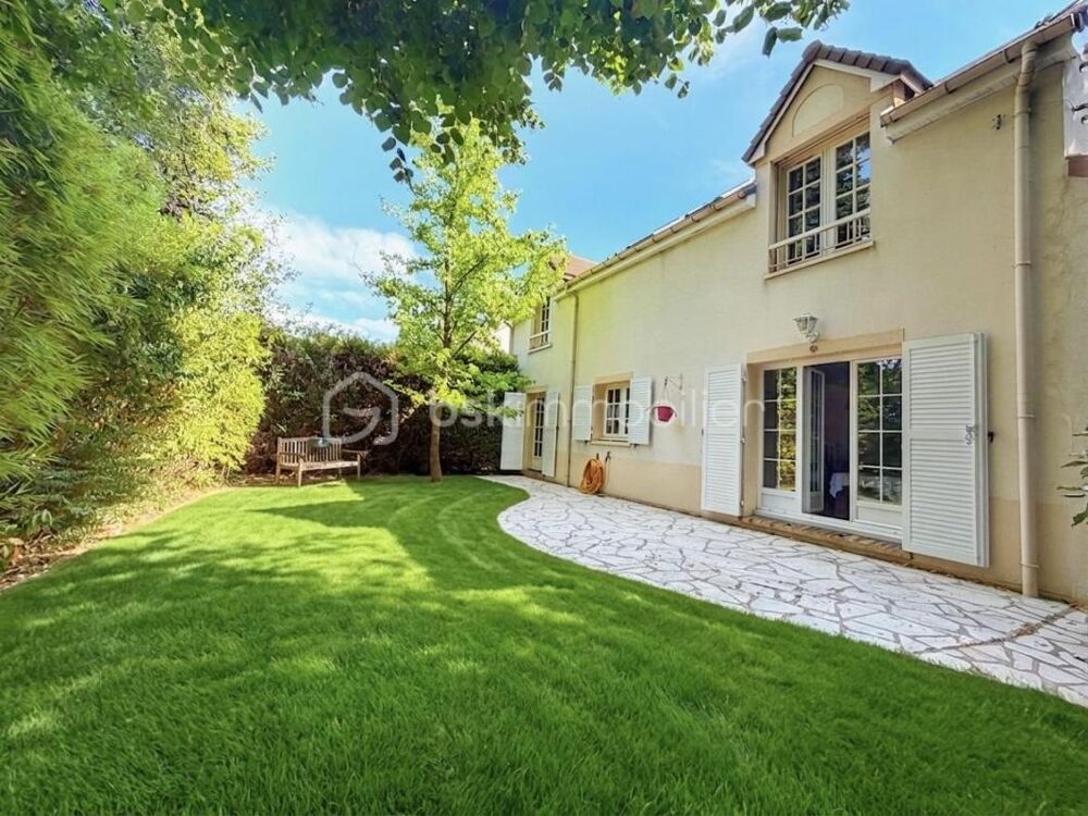 Vente Maison Maison familiale avec jardin, terrasse et beaux volumes quartier Fourqueux Saint germain en laye