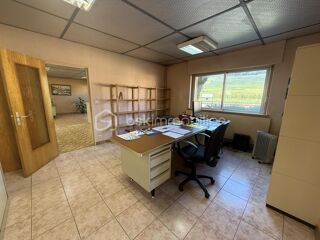  Immeuble à vendre 6 pièces 610 m²