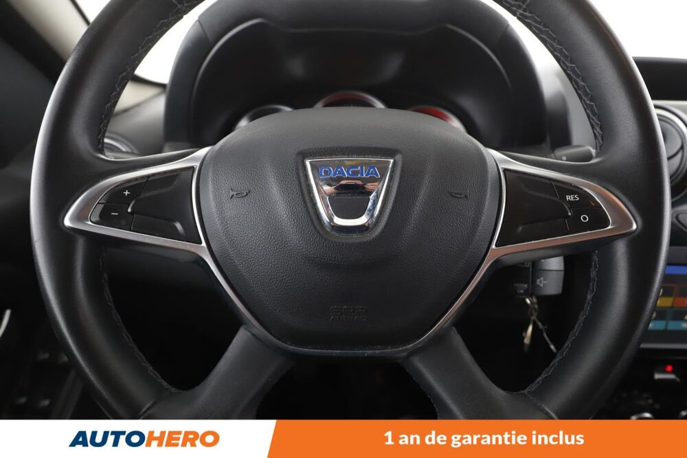 Duster 1.5 dCi Black Touch 4x2 110 ch 2017 occasion 92130 Issy-les-Moulineaux