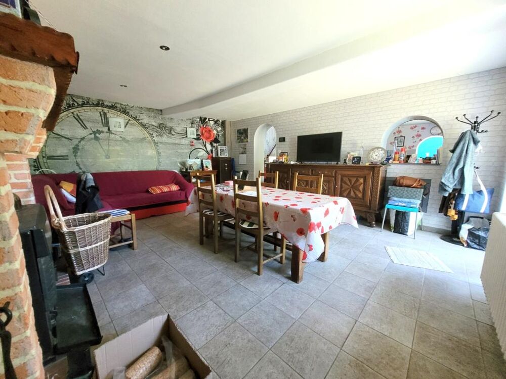 Vente Maison Jolie maison de 142 m² (120m² loi Carrez), couverture de la toiture neuve, avec terrasse couverte, ateliers et grange (couvertur Gouttieres