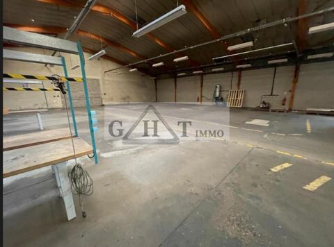   A VENDRE ENTREPOT BUREAU MEAUX 