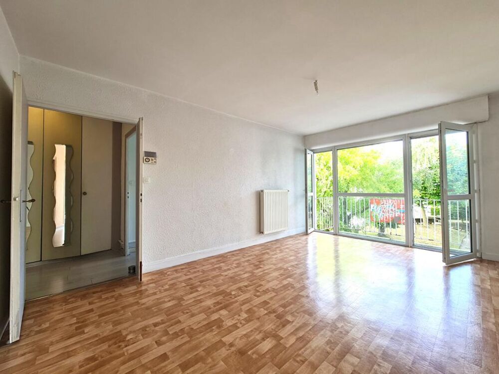Vente Appartement La Rochelle Marché central T4 de 74 m² Carrez avec Balcon Cave et Ascenseur La rochelle