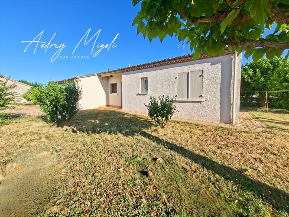 Maison de plain-pied de 90m², proche commerces, avec garage, terrain plat et clôturé