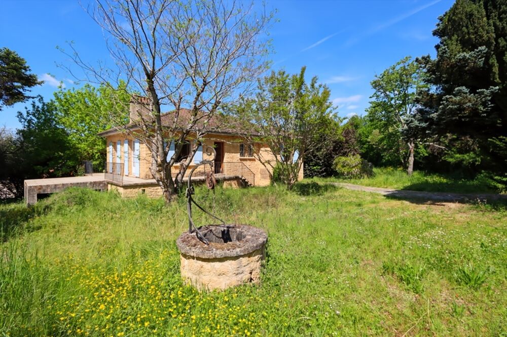 Maison à vendre 4 pièces SIORAC EN PERIGORD, sous-sol de 100m² exploitable jardin 1933m²