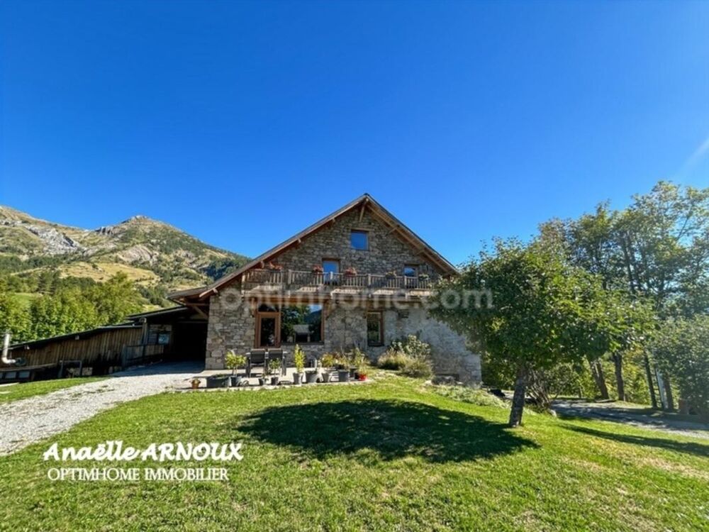à vendre  Maison Saint-Jean-Saint-Nicolas (05260)