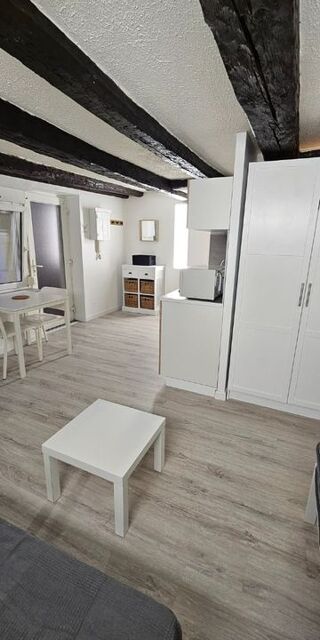  Appartement à louer 1 pièce 27 m²