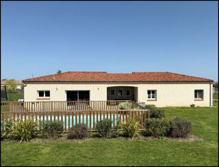  Maison Fleurance (32500)