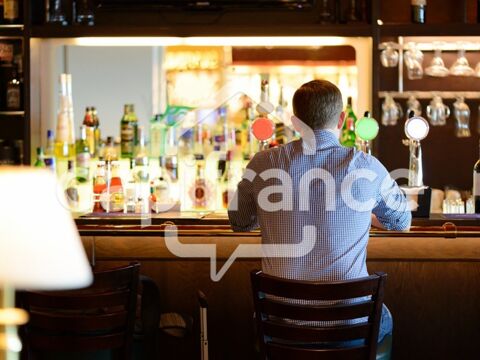 MURS LOUES à vendre THONON LES BAINS (74) MURS DE RESTAURANT avec TERRASSE - Rendement de 6 % 670800 74200 Thonon les bains